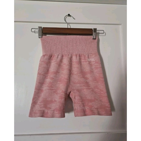 Womens AYBL pink camo seamless gym shorts size XS - Picture 2 of 11